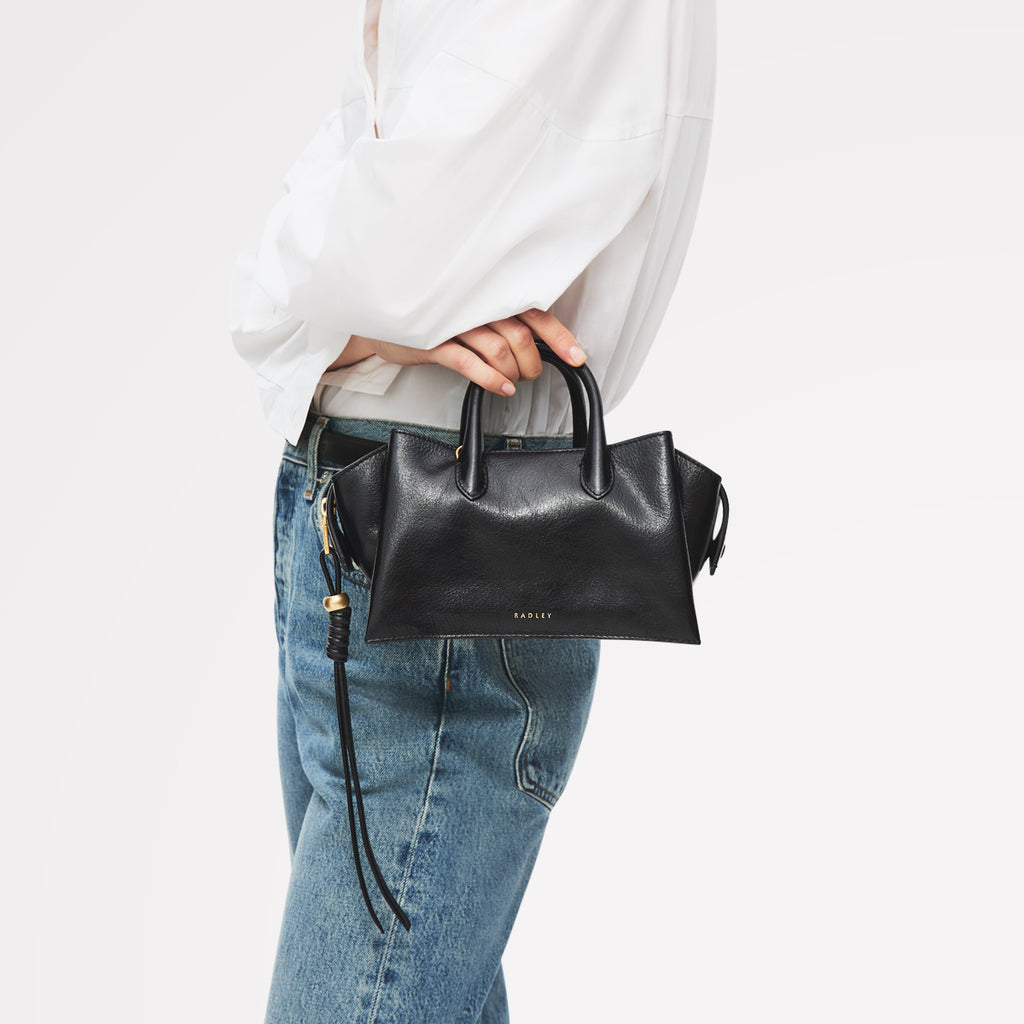 The Romilly Small Ziptop Grab Black - 113039