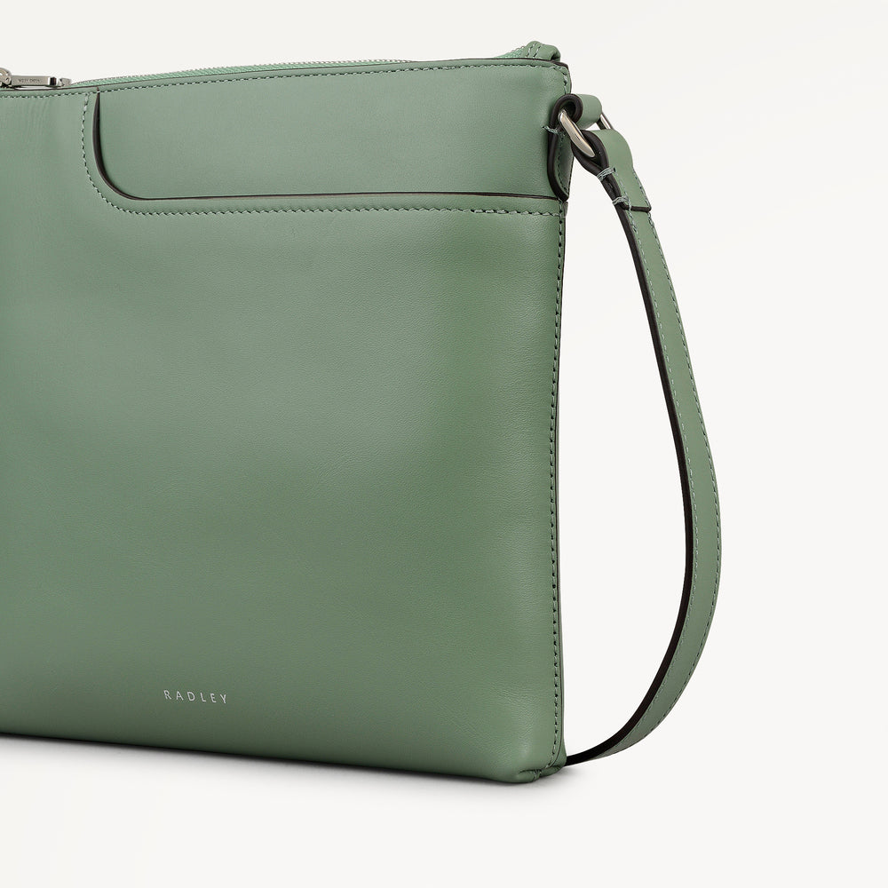 Pockets Small Ziptop Cross Body Pistachio - 113064