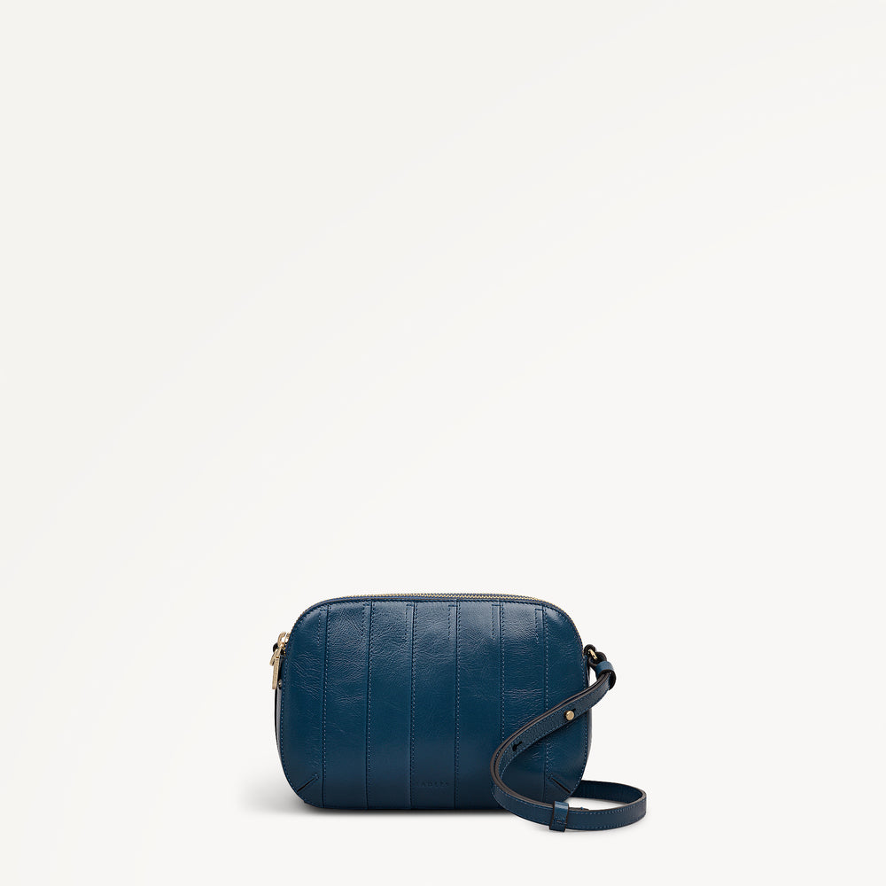 Dukes Place - Stripe Medium Ziptop Cross Body Utility - 113107