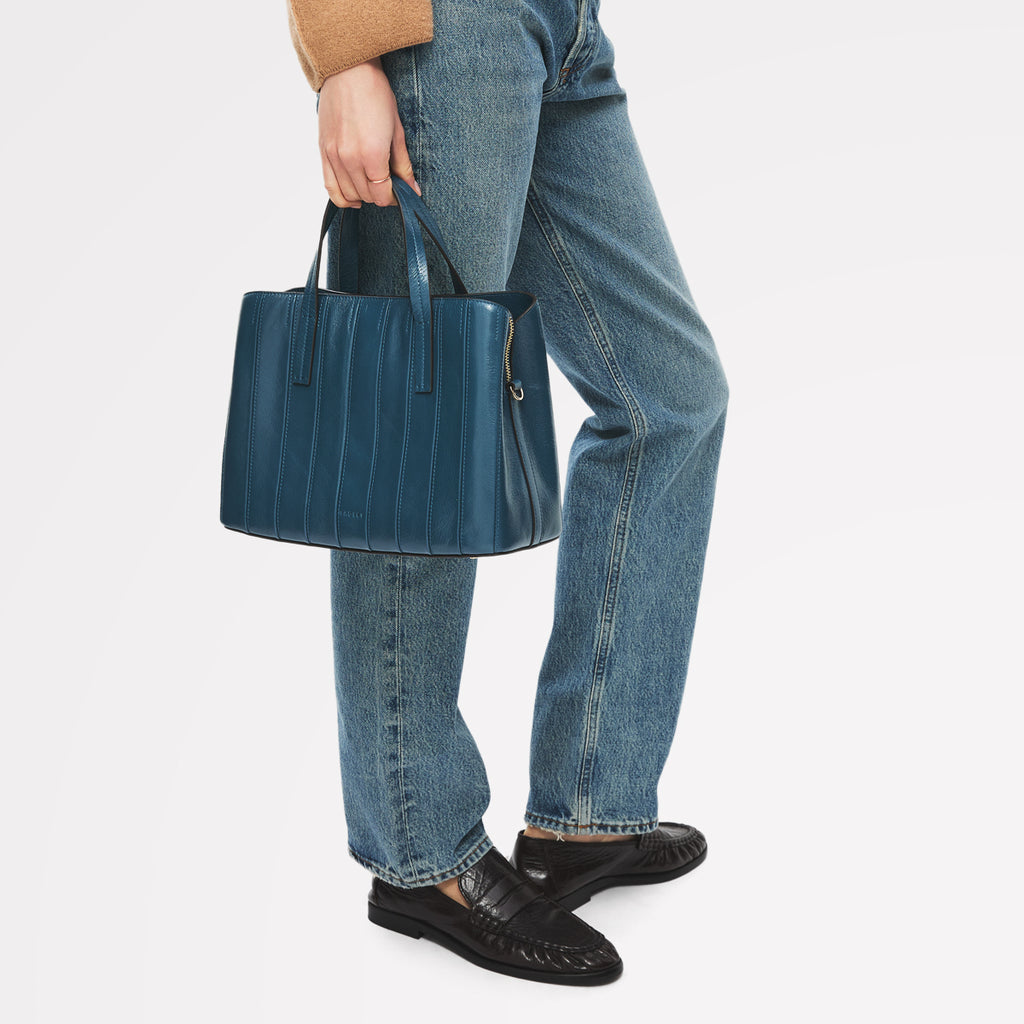 Dukes Place - Stripe Medium Ziptop Grab Utility - 113109