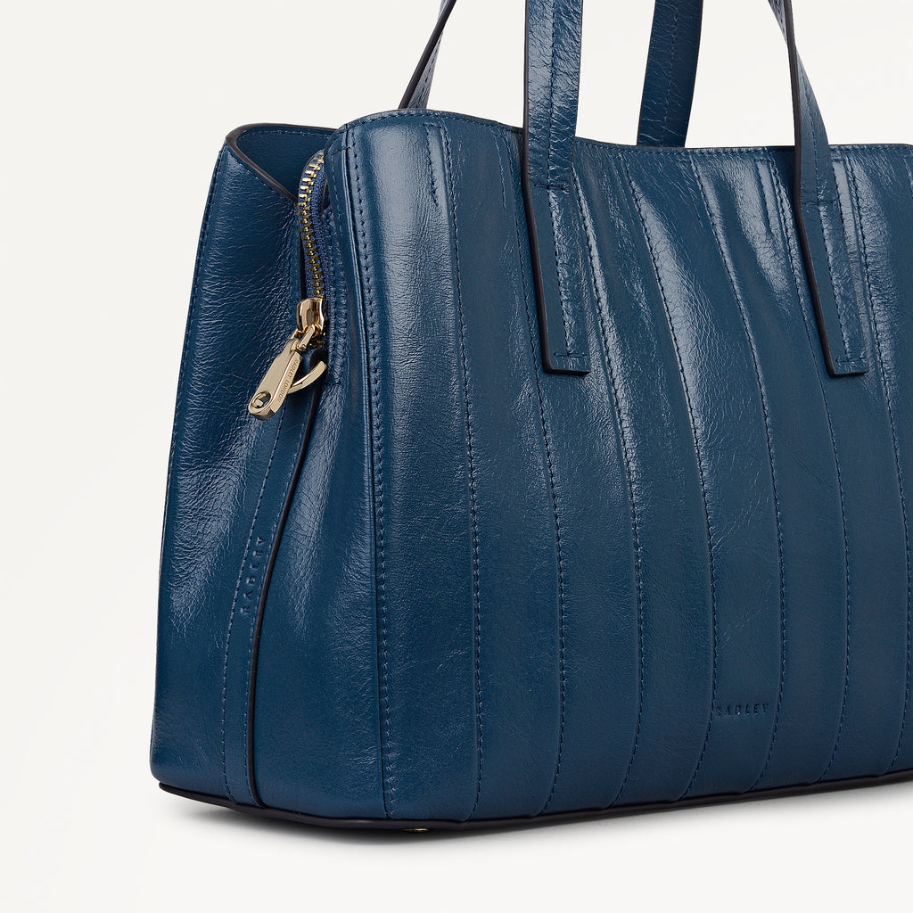 Dukes Place - Stripe Medium Ziptop Grab Utility - 113109