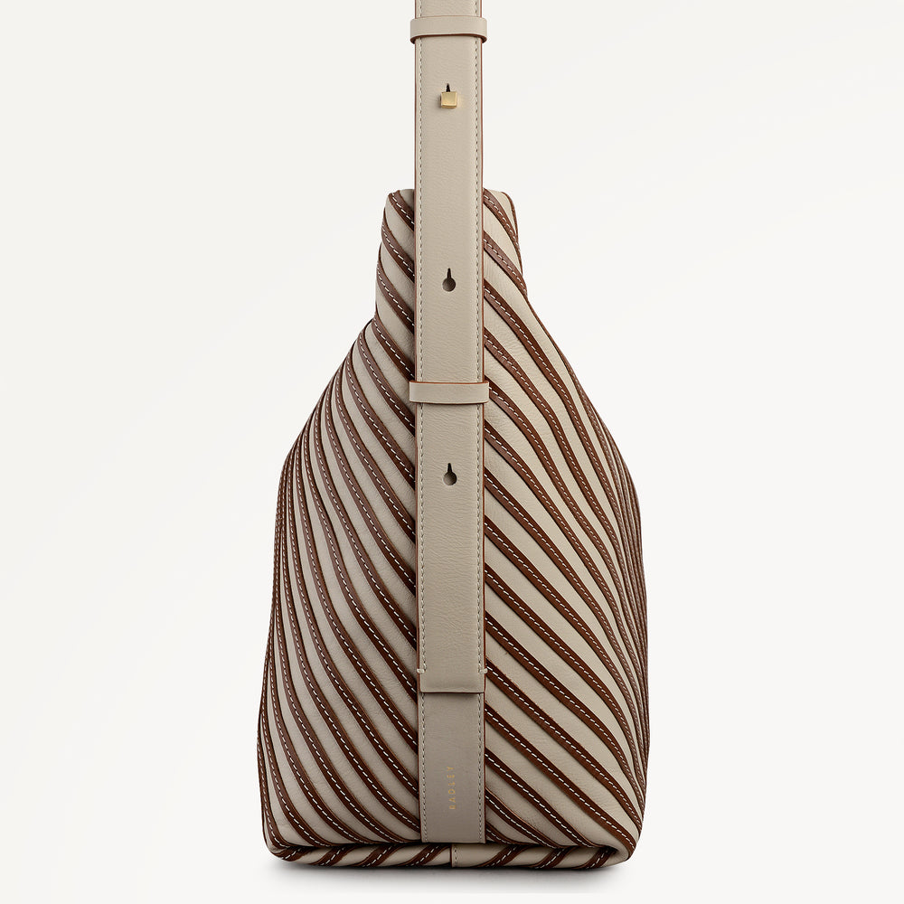 The Luxborough Medium Open Top Shoulder Salt - 113122