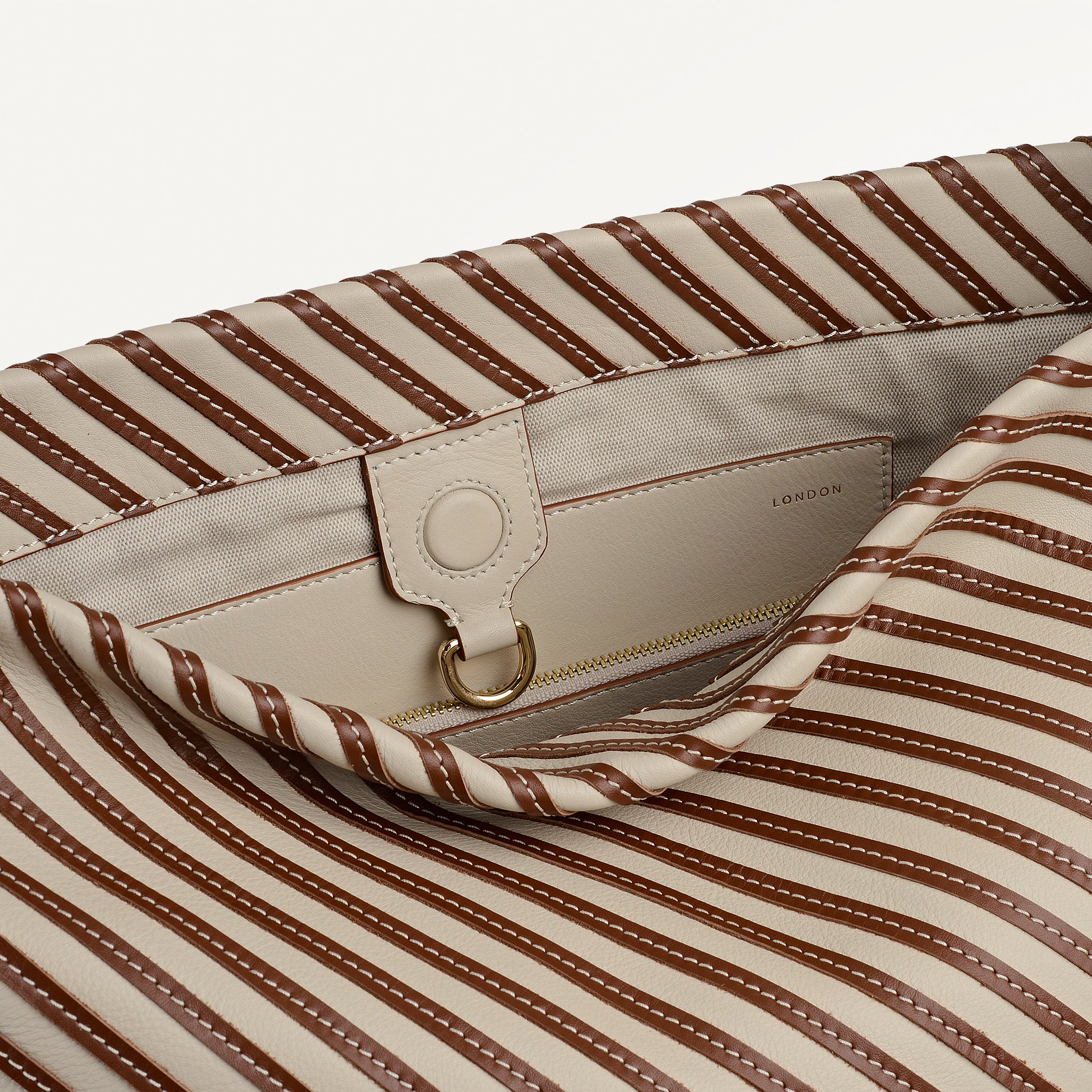 The Luxborough Medium Open Top Shoulder Salt - 113122