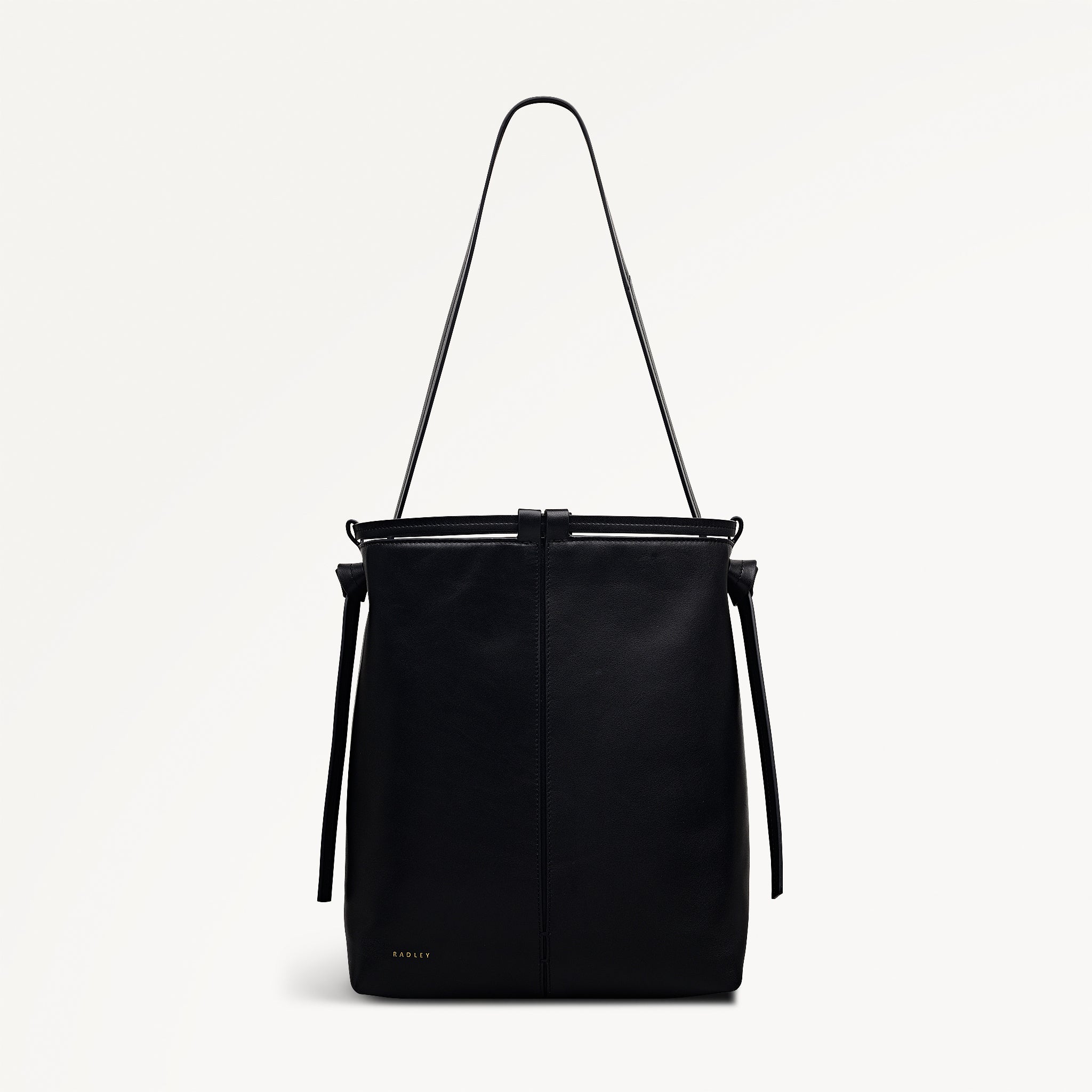 The Connaught Medium Ziptop Shoulder Black - 113127