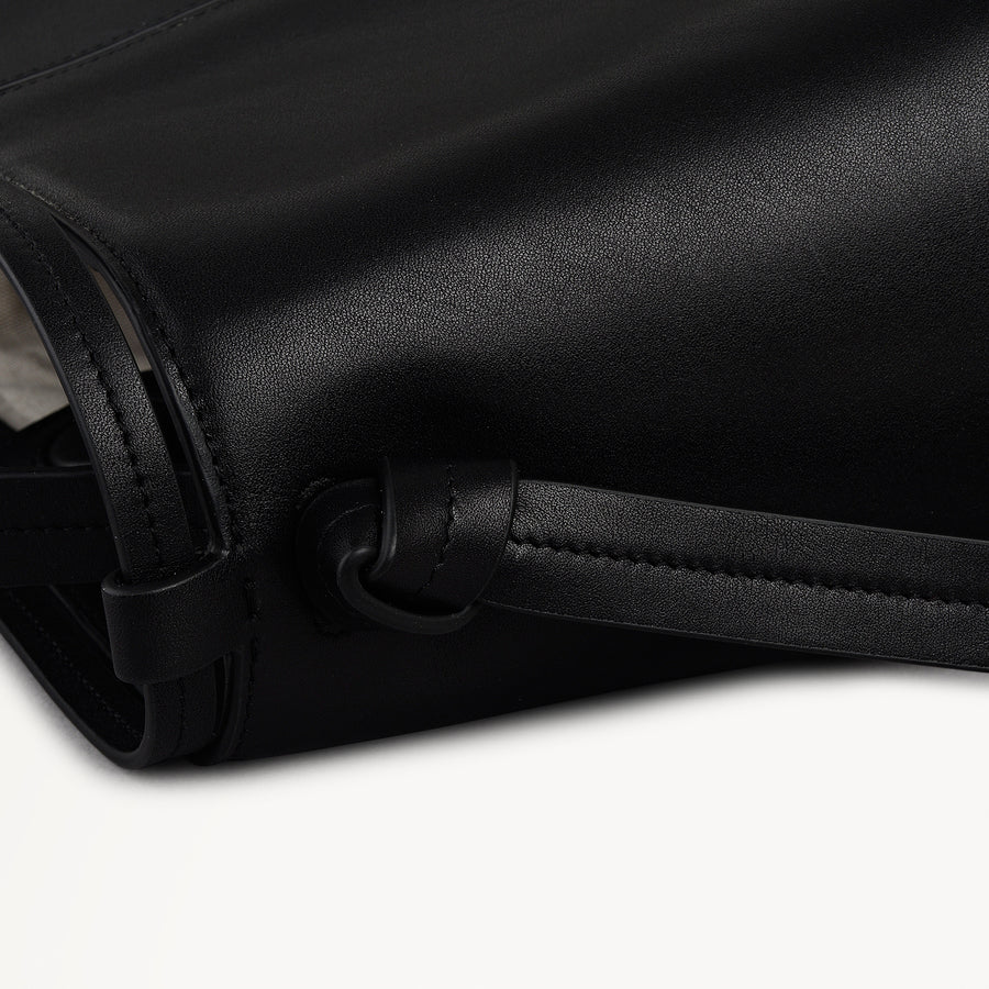 The Connaught Medium Ziptop Shoulder Black - 113127