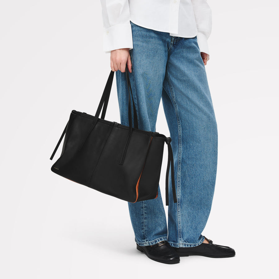 The Connaught Large Open Top Shoulder Black - 113129