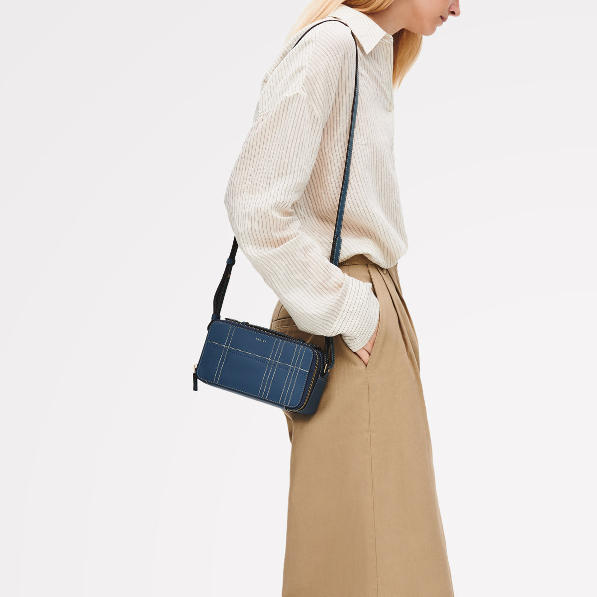 Calvert Way - Check Micro Phone Cross Body Utility - 113135