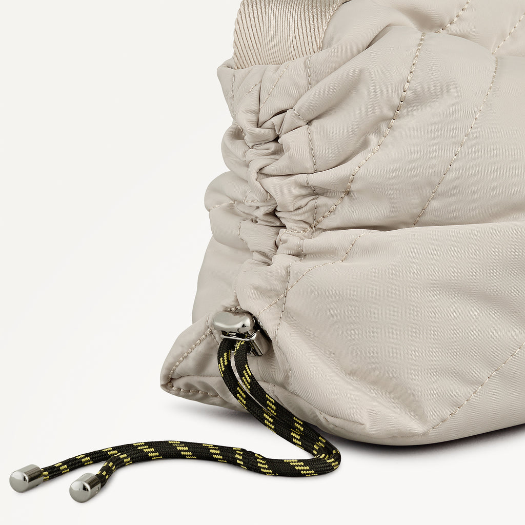 Eden Row - Quilt Medium Ziptop Cross Body Feather Gray - 113138