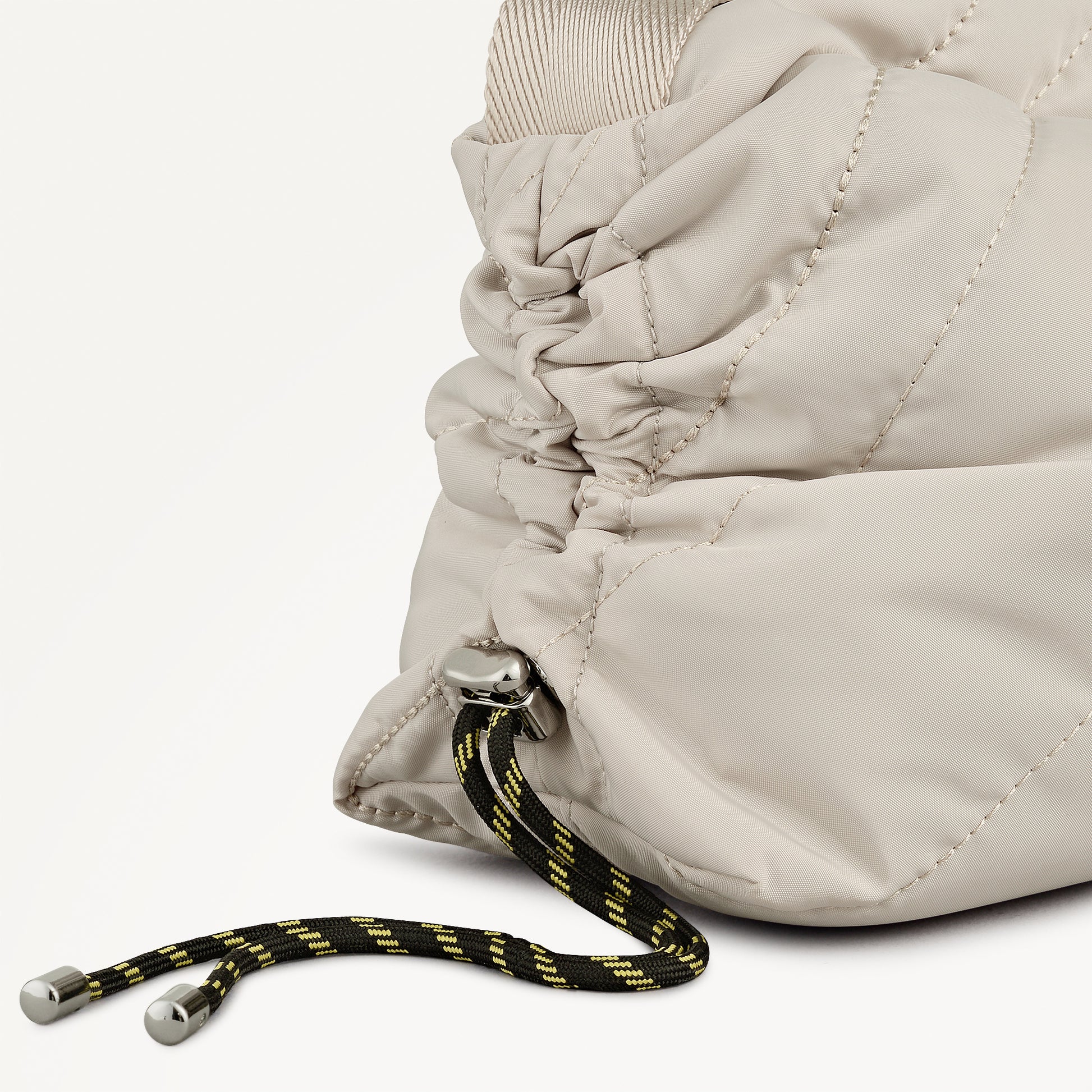 Eden Row - Quilt Medium Ziptop Cross Body Feather Gray - 113138