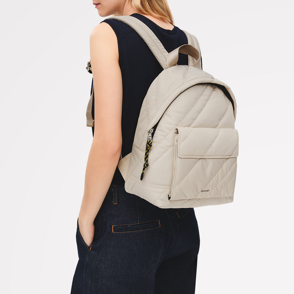 Eden Row - Quilt Medium Ziptop Backpack Feather Gray - 113140