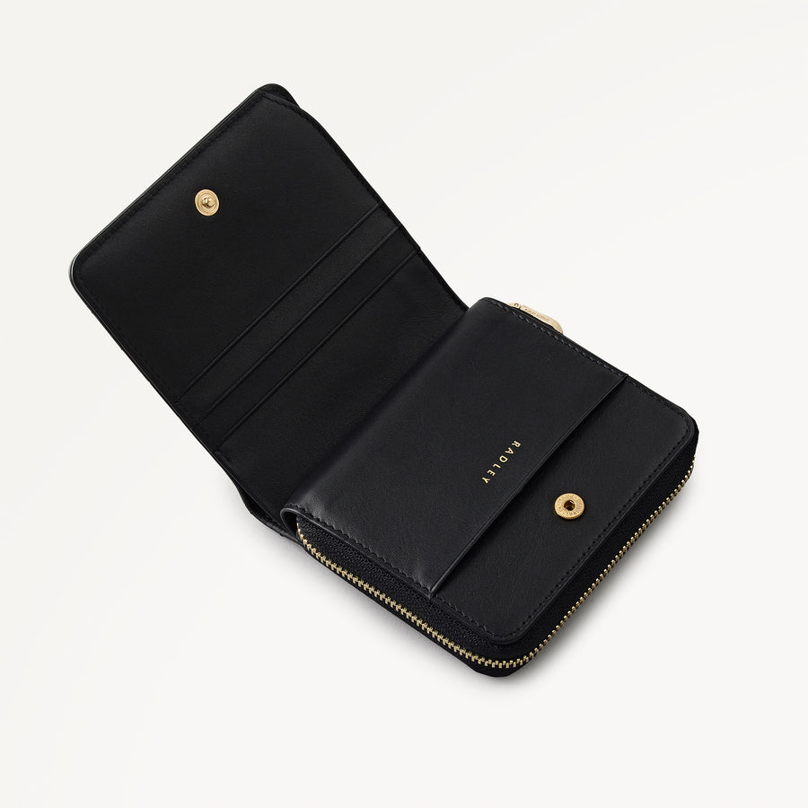 Dukes Place - Quilt Medium Zip Around Purse Black - 113166