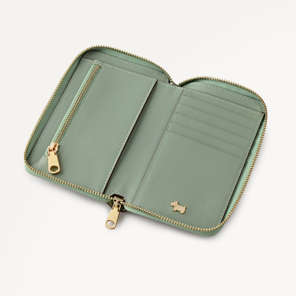 Pockets Medium Zip Around Wallet Pistachio - 113171