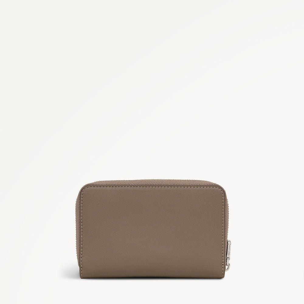 Pockets Medium Zip Around Purse Coffee - 113182