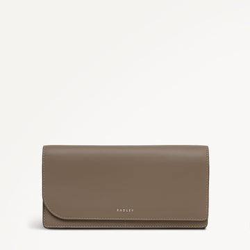 Pockets Large Bifold Purse Coffee - 113183