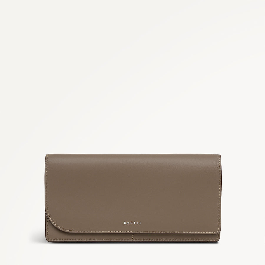 Pockets Large Bifold Purse Coffee - 113183