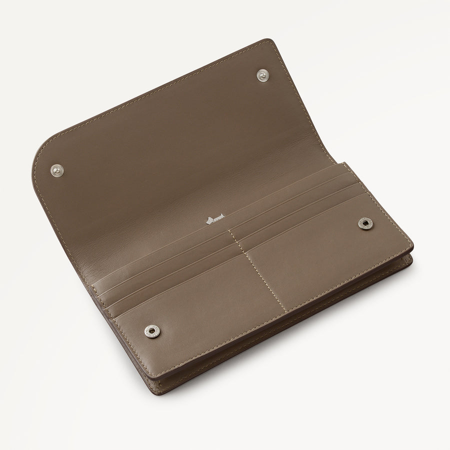 Pockets Large Bifold Purse Coffee - 113183