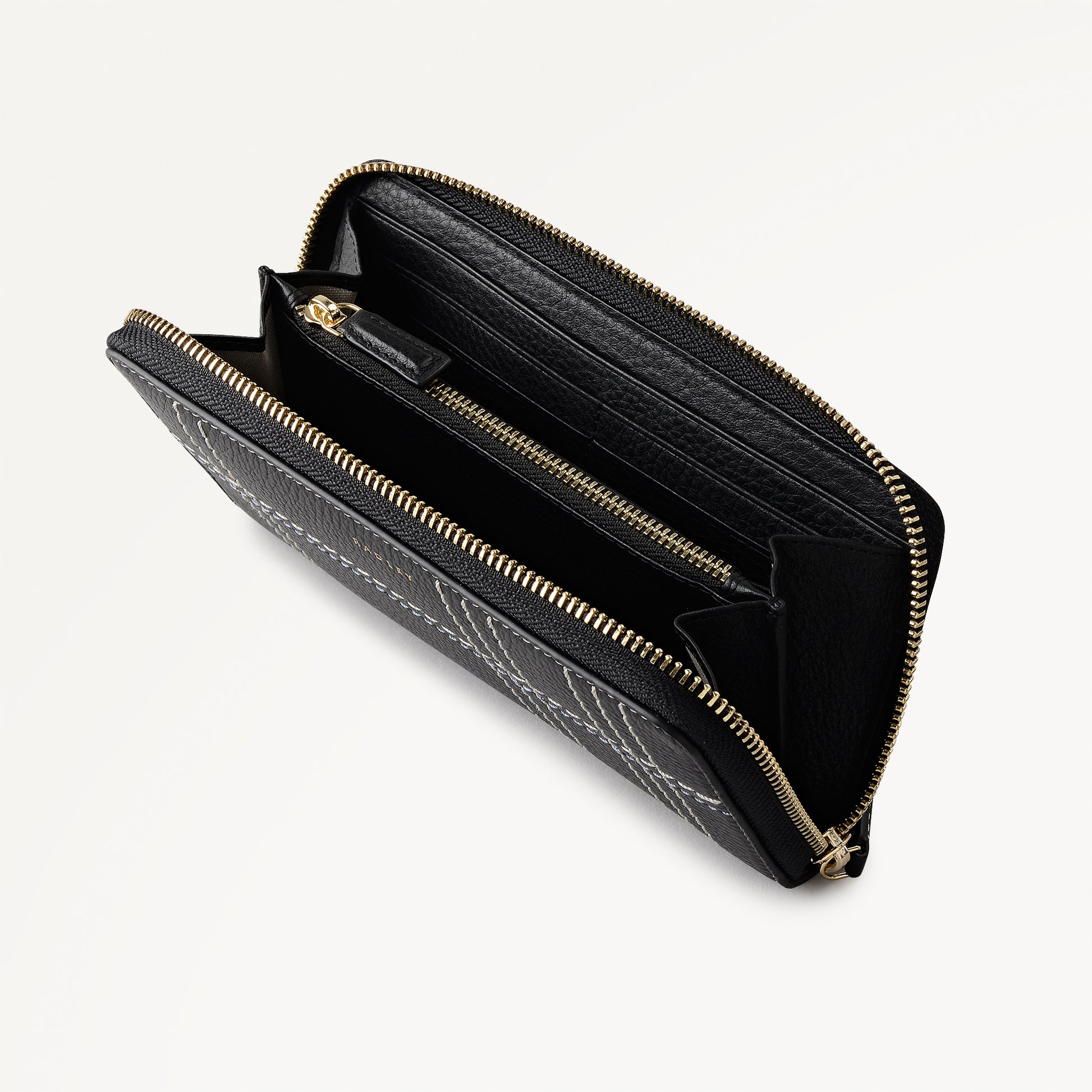 Calvert Way - Check Large Zip Around Wallet Black - 113214