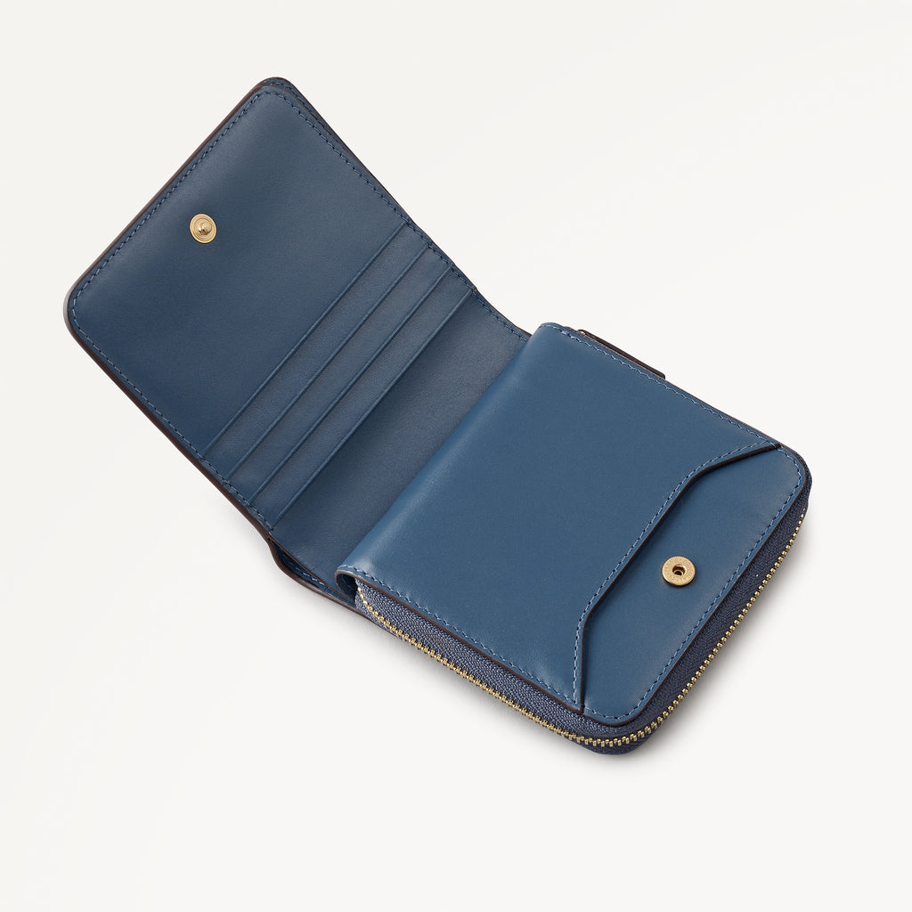 Calvert Way - Check Medium Zip Around Purse Utility - 113215