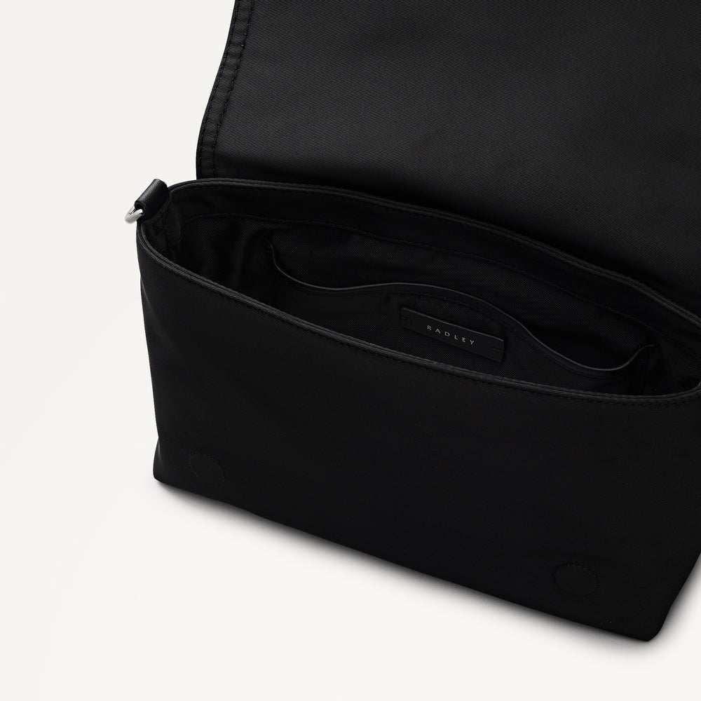 Halley Row Medium Flapover Cross Body Black - 113236