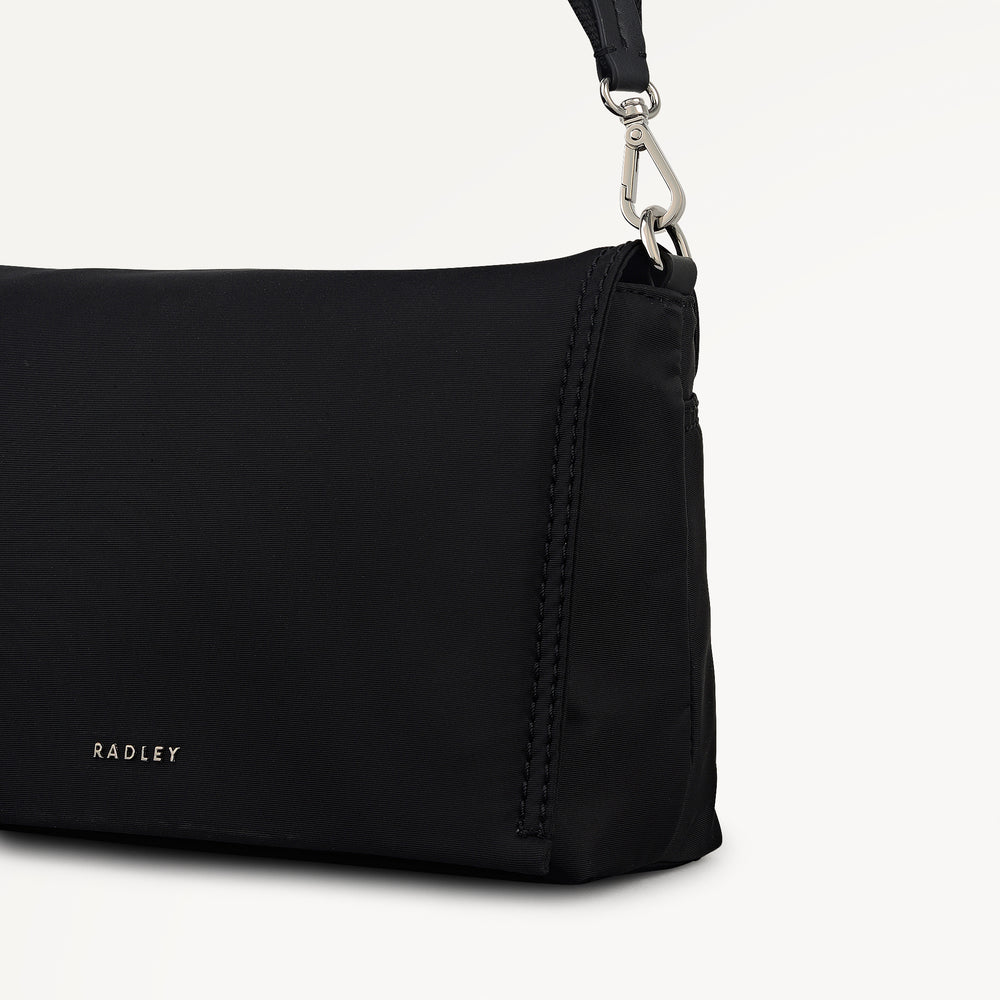 Halley Row Medium Flapover Cross Body Black - 113236