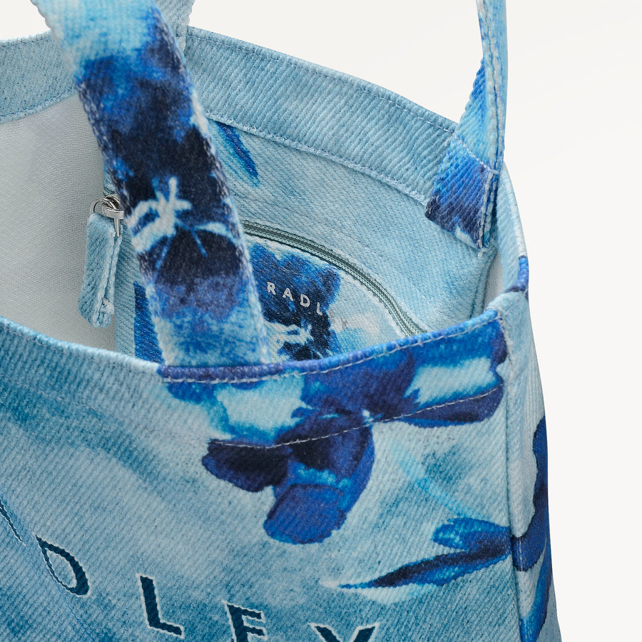 Painterly Floral Small Open Top Grab Denim - 113272