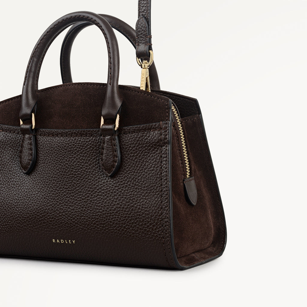 Portland Way Mini Zip Around Grab Dark Oak - 113294