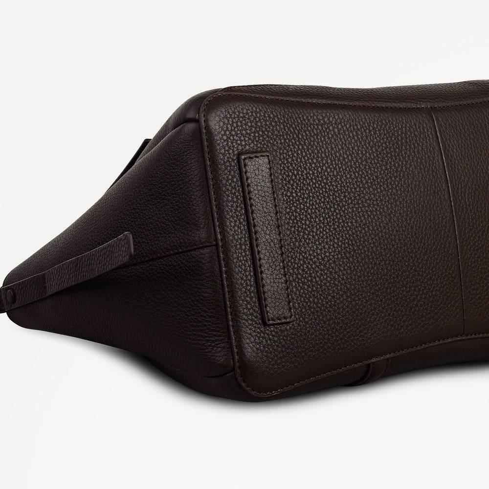 The Chancery Leather Medium Flapover Shoulder Bag in Dark Oak - 113311
