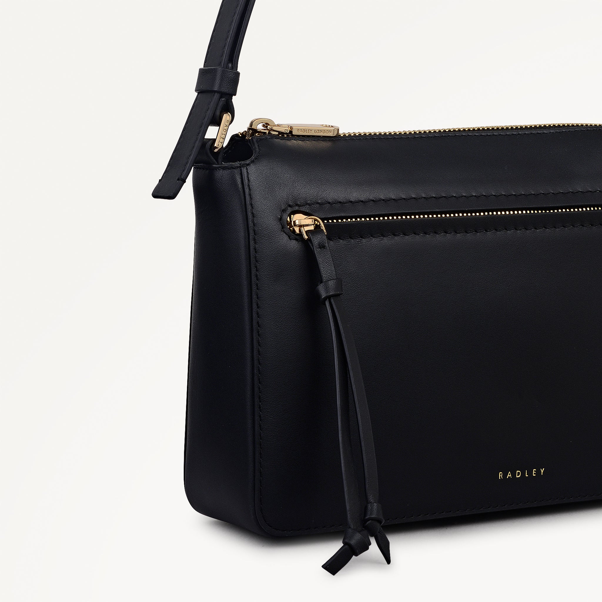 Fountain Park Small Ziptop Cross Body Black - 113324
