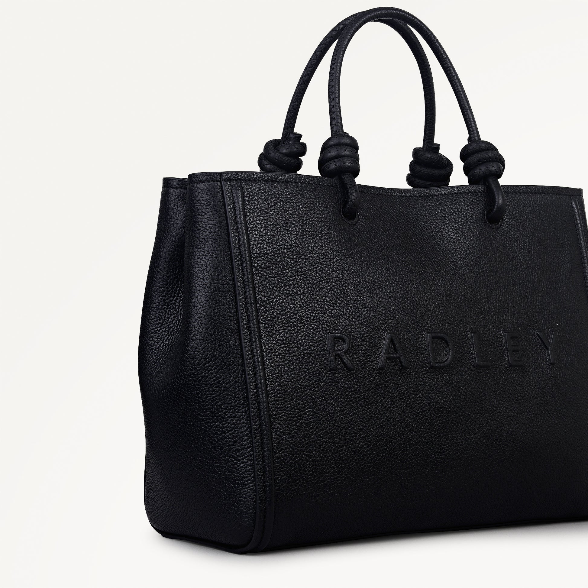 Ridgeway Gardens Medium Ziptop Grab Black - 113330