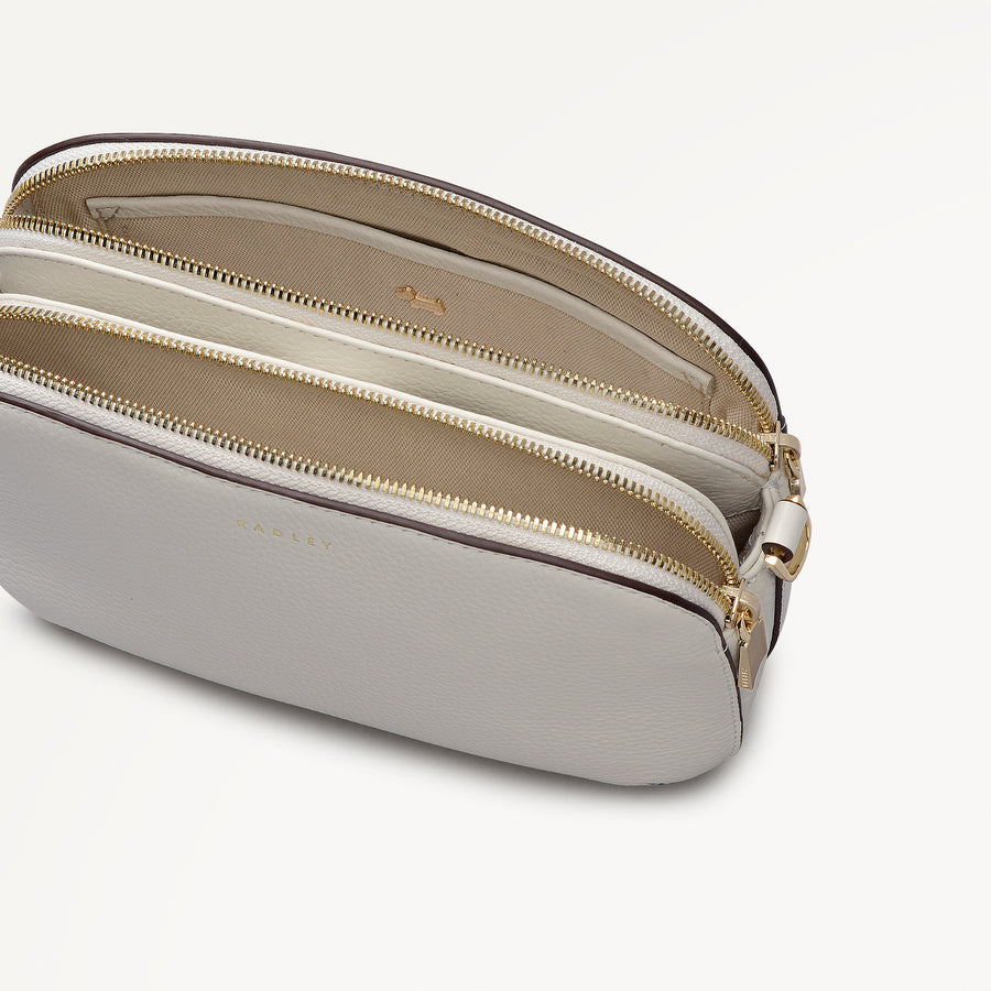 Dukes Place Medium Ziptop Cross Body Chalk - 113372