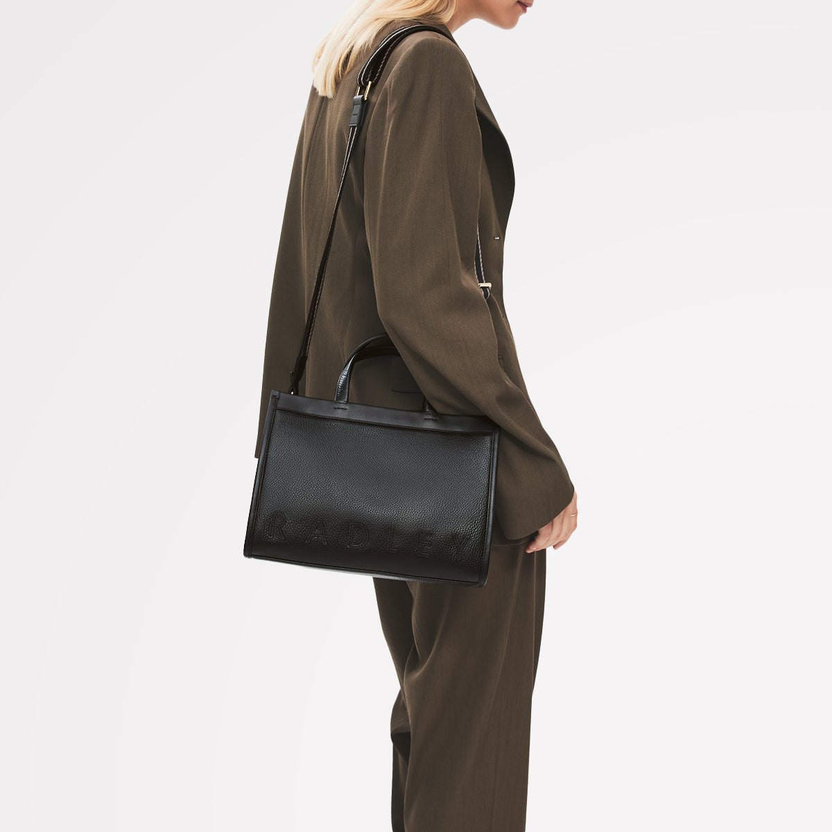 Alba Place Small Ziptop Grab Black - 113399