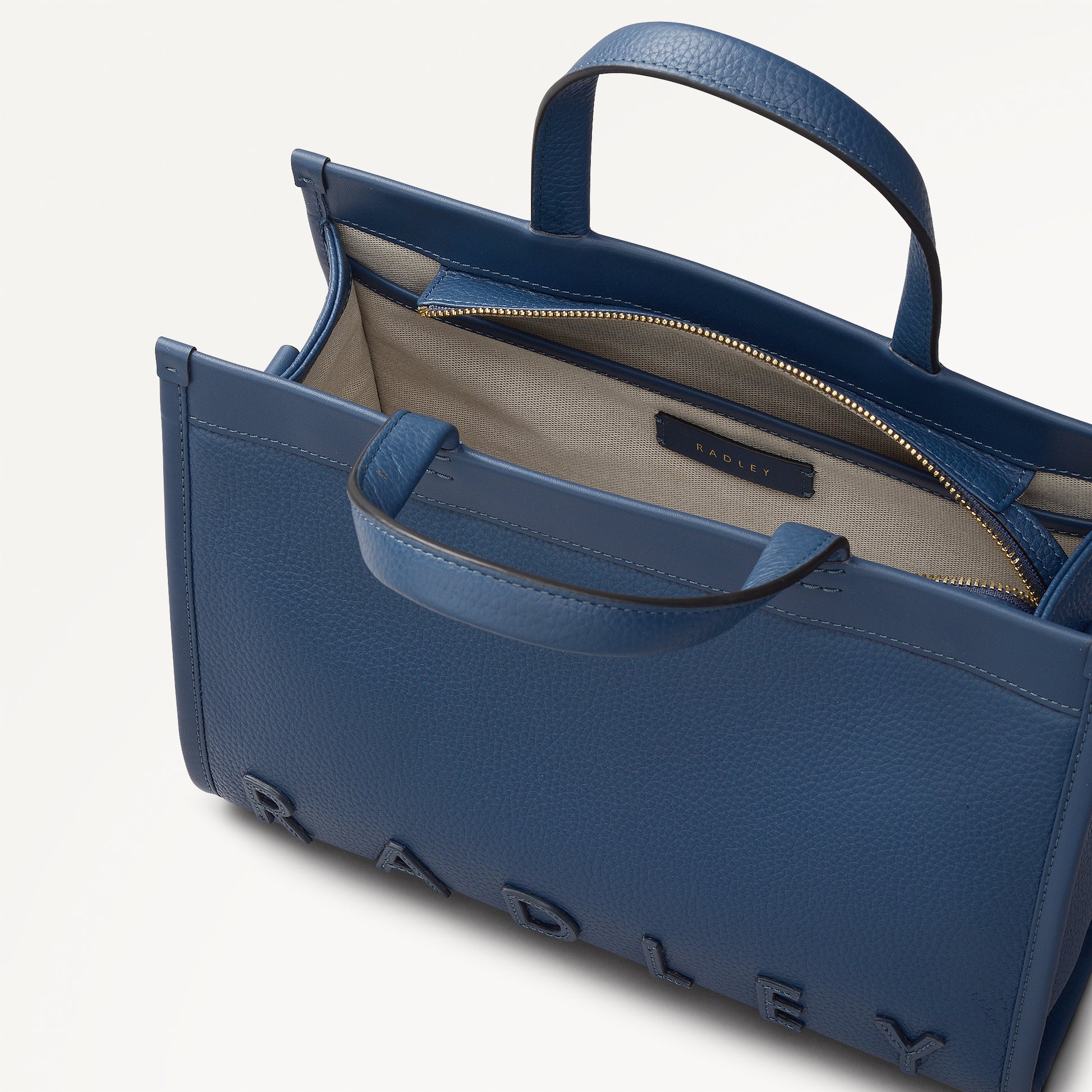 Alba Place Small Ziptop Grab Utility - 113400