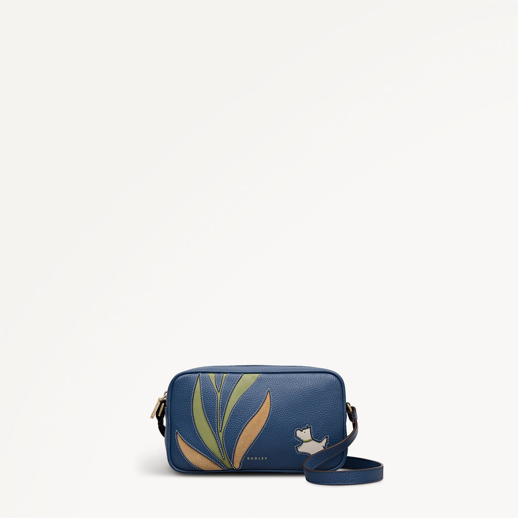 Among The Trees Small Ziptop Cross Body Utility - 113412