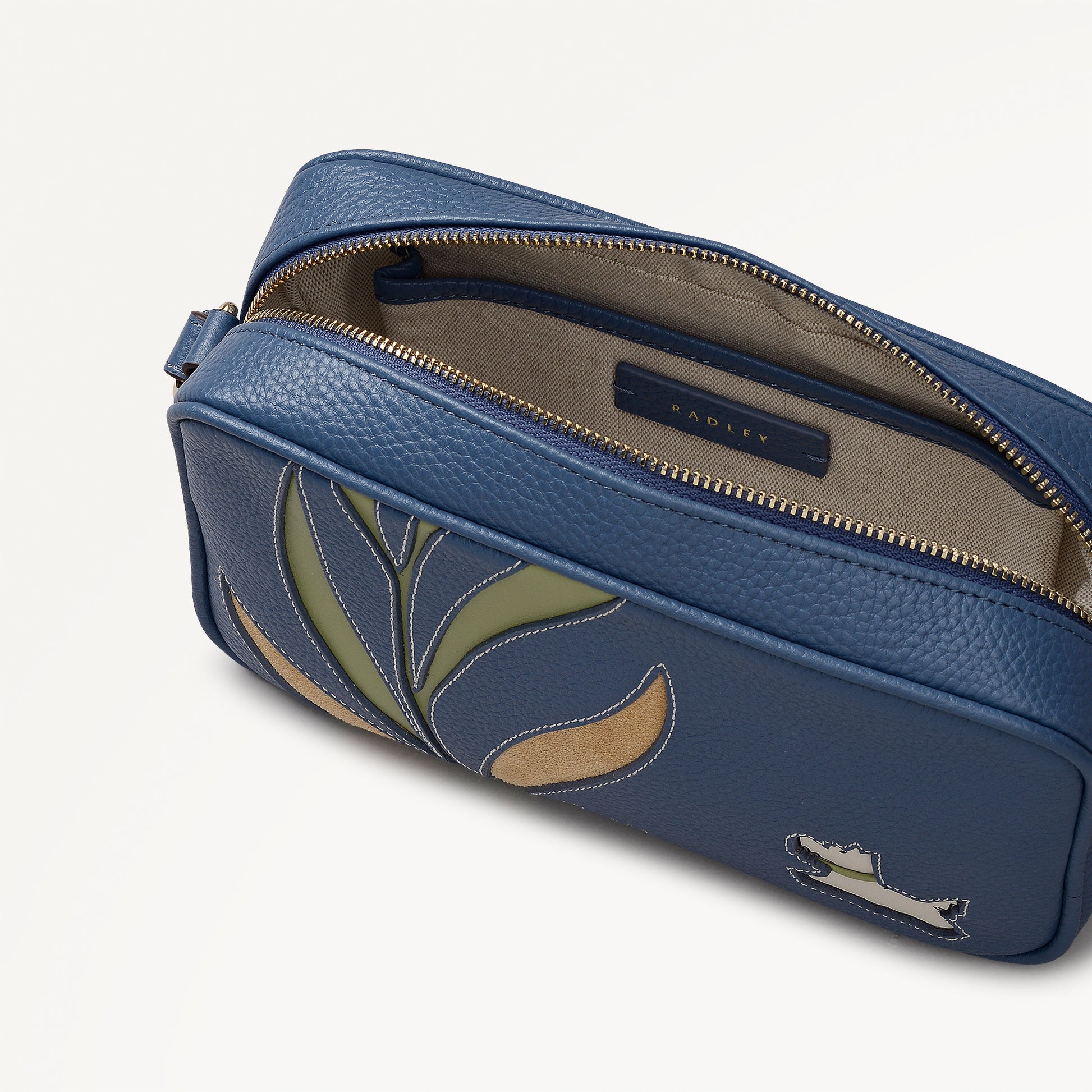 Among The Trees Small Ziptop Cross Body Utility - 113412