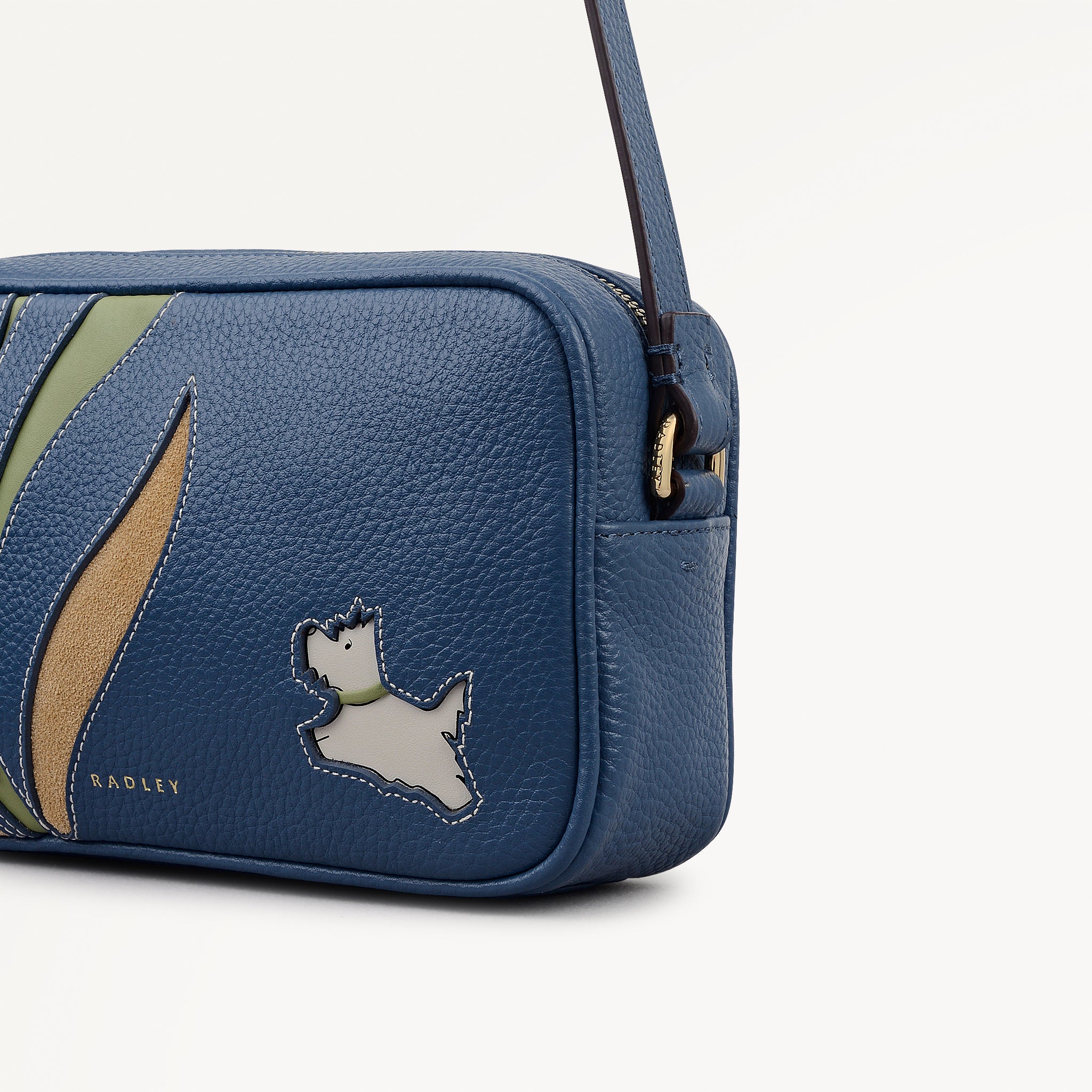 Among The Trees Small Ziptop Cross Body Utility - 113412