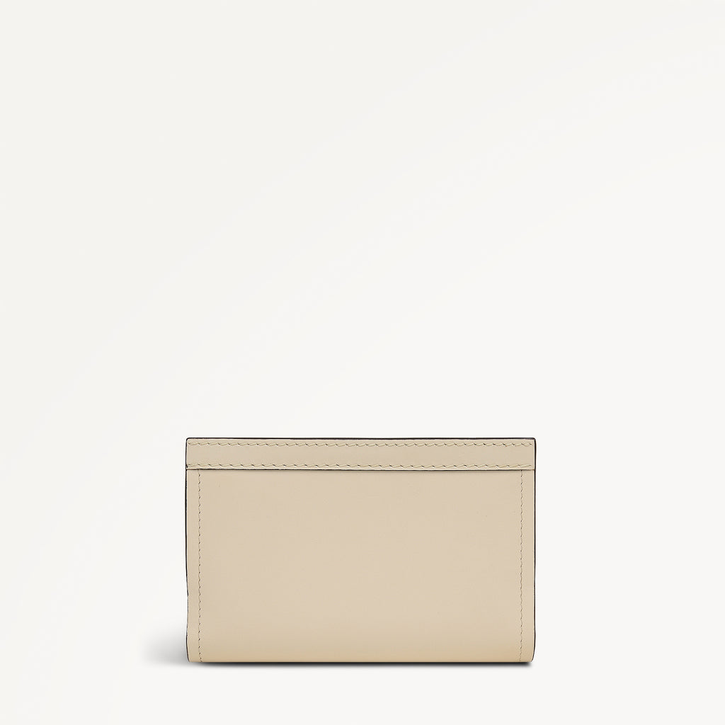 Albany Avenue Medium Bifold Purse Salt - 113424