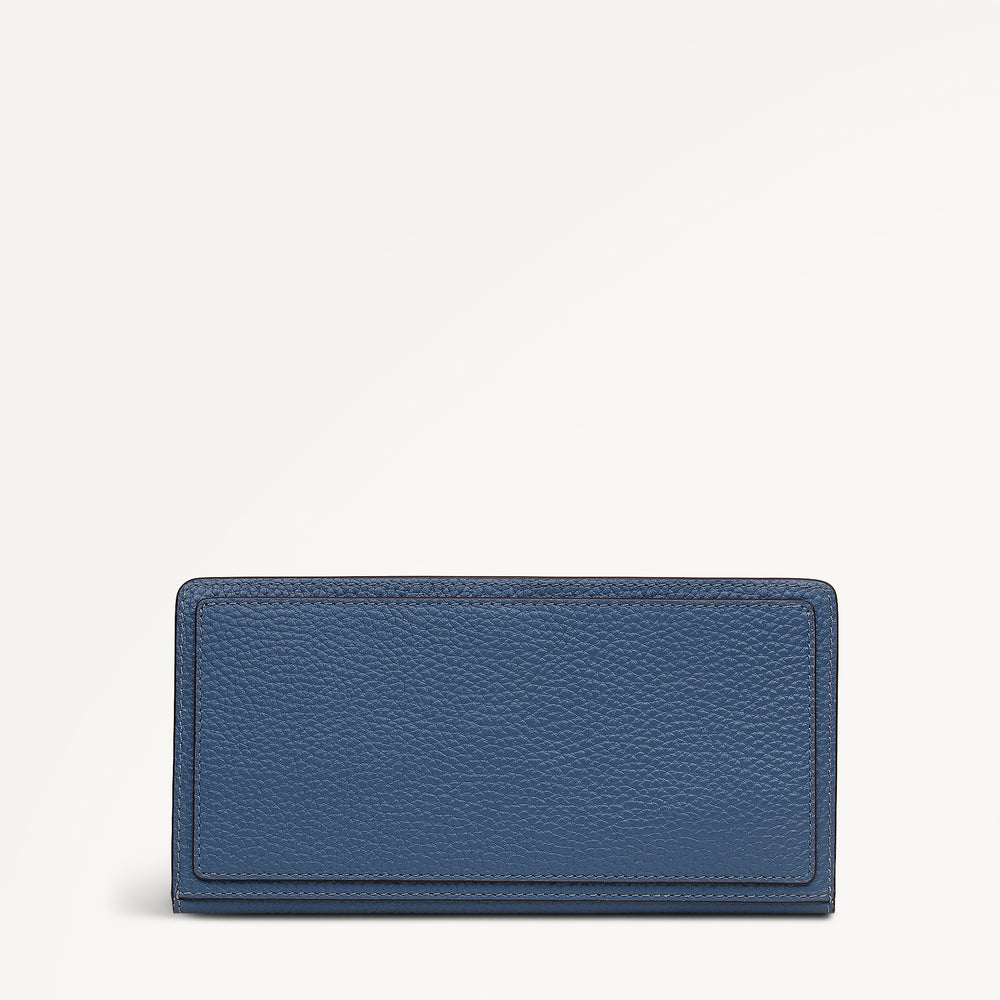 Among The Trees Large Bifold Purse Utility - 113426