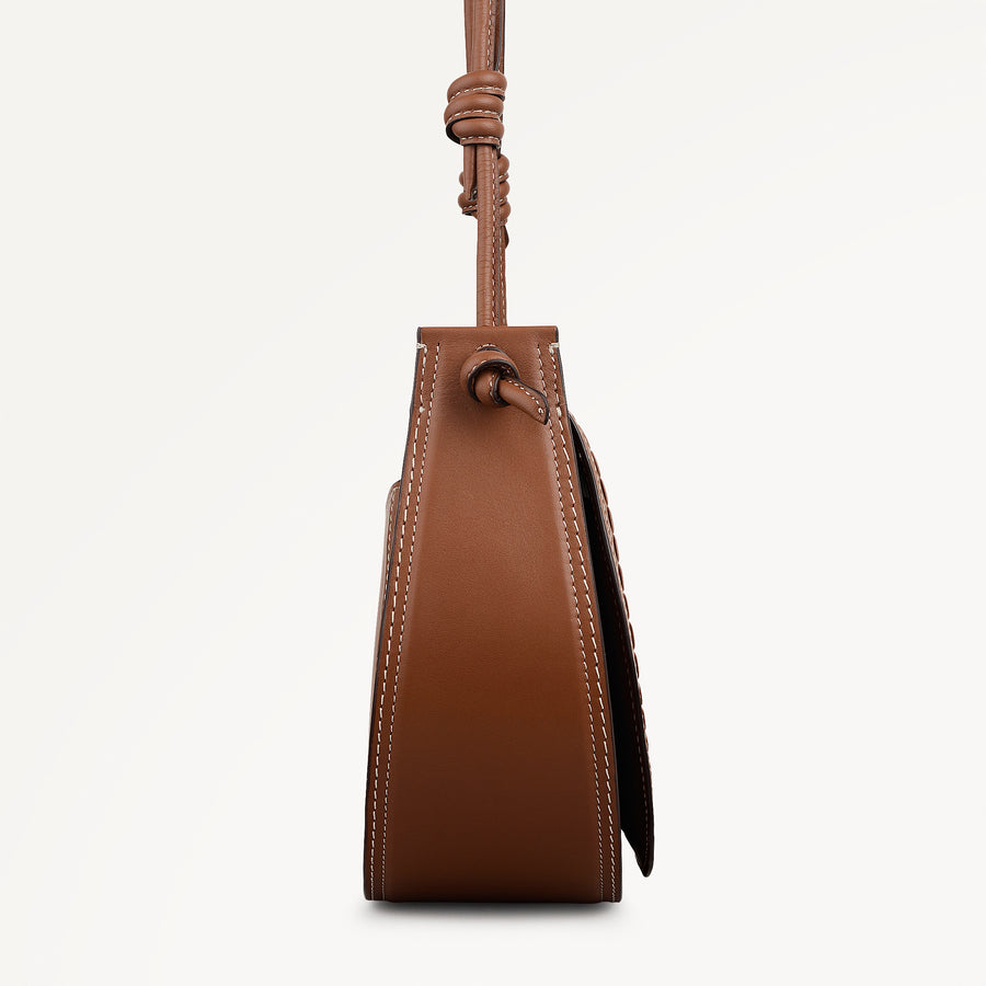 The Camden Medium Flapover Shoulder Cognac - 113467