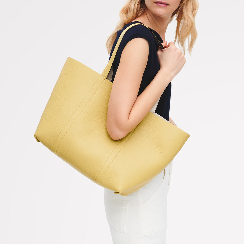 Hanbury Row - Floral Large Open Top Tote Salt - 113490