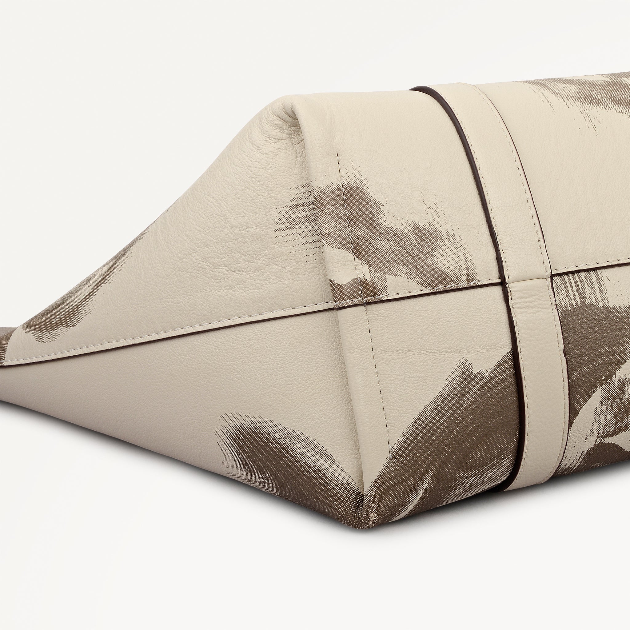 Hanbury Row - Floral Large Open Top Tote Salt - 113490