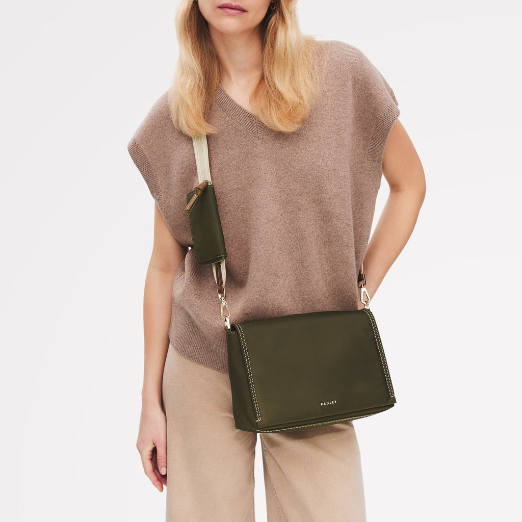 Halley Row Medium Flapover Cross Body Olive - 113493