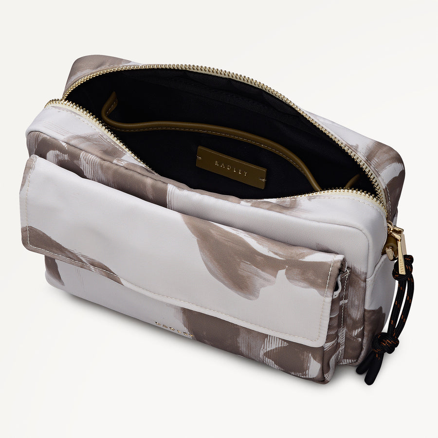 Eden Row - Floral Small Ziptop Cross Body Salt - 113496