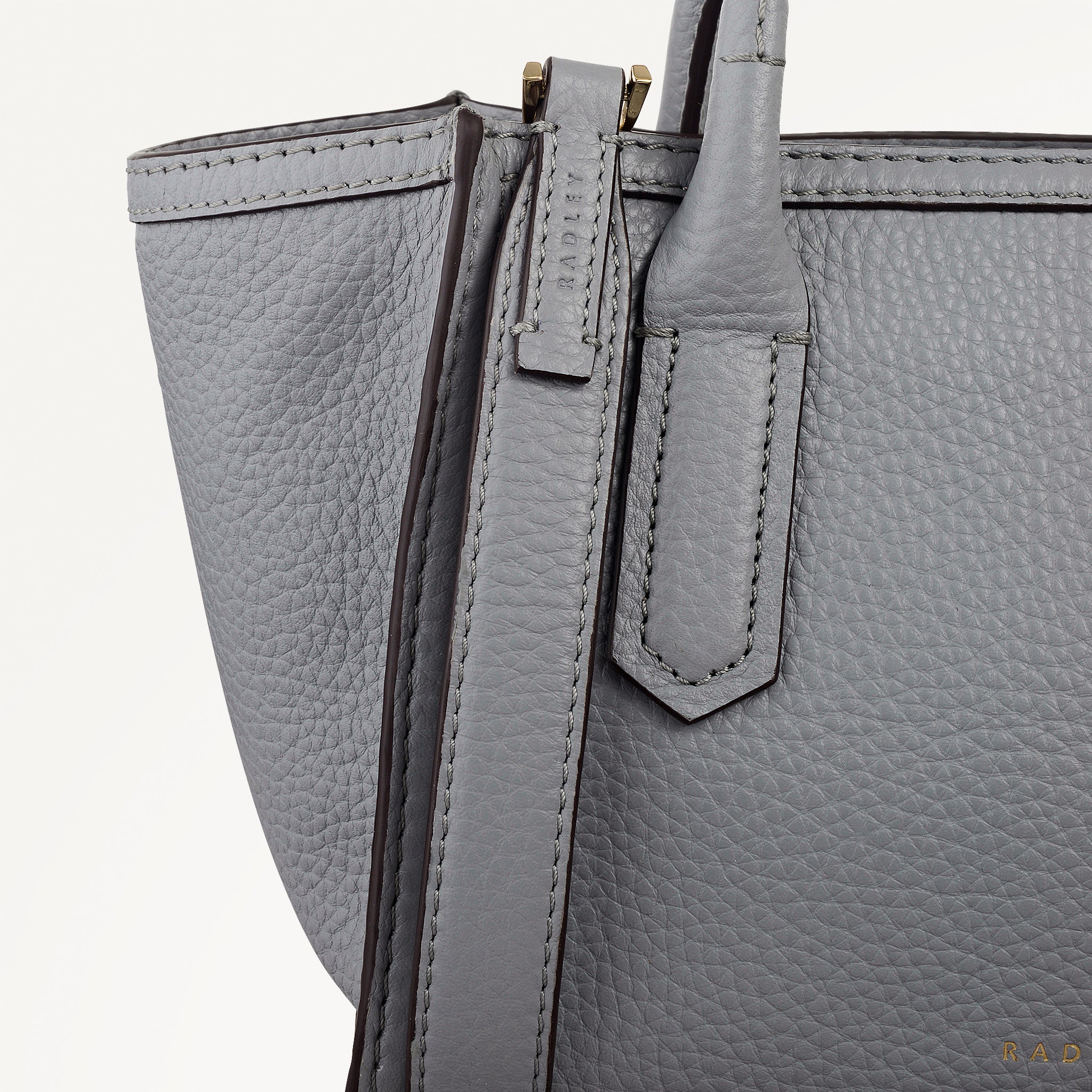 HOLIDAY*Miller Prib allinone グレー Steel Small Ziptop Grab Bag | The Amelie SS26 | Radley London