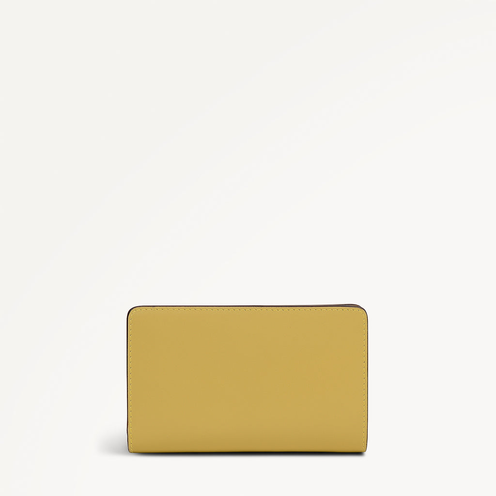 Picton Place - Floral Medium Bifold Purse Honeycomb - 113533