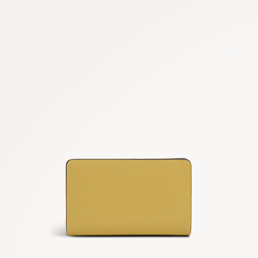 Picton Place - Floral Medium Bifold Purse Honeycomb - 113533