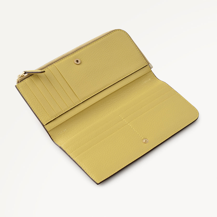 Chilworth Street - Floral Large Zip Around Purse Salt - 113538