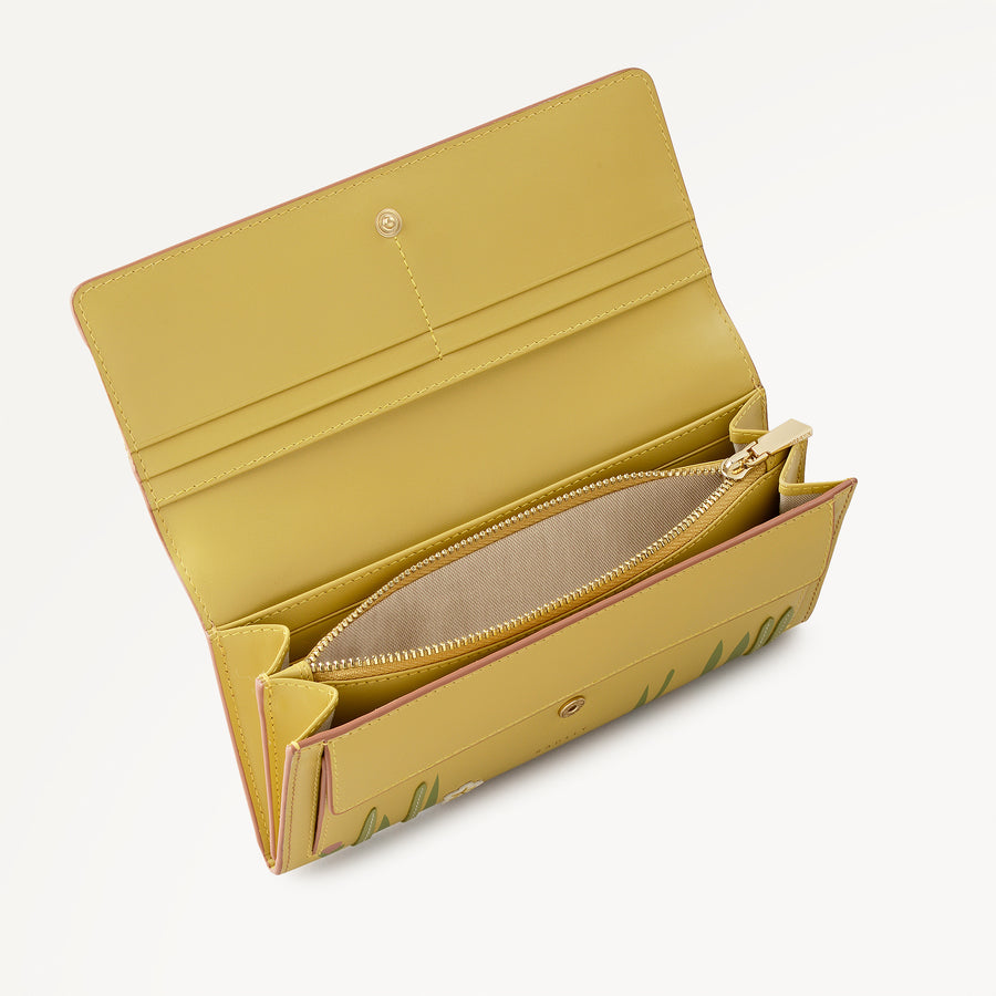 Spring Blooms Large Flapover Purse Salt - 113542