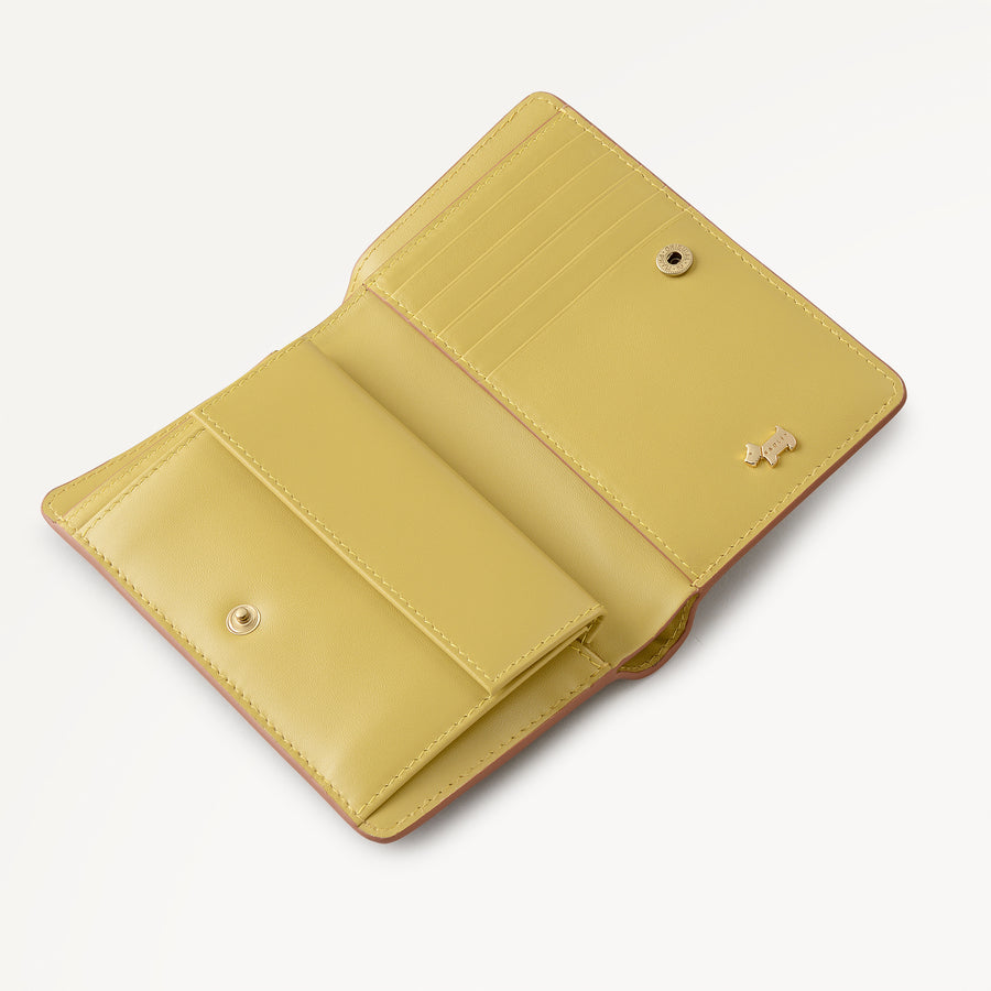 Spring Blooms Medium Bifold Purse Salt - 113543