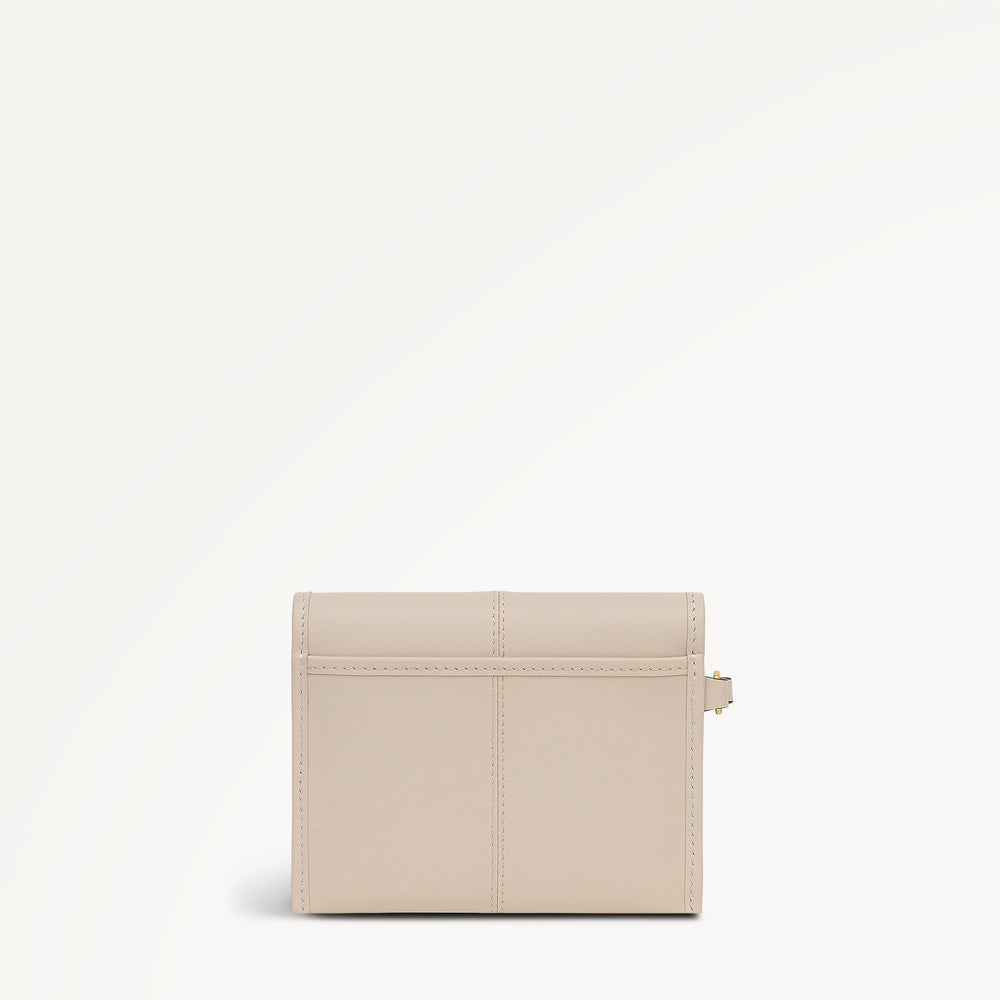Chilton Grove Medium Flapover Purse Salt - 113553
