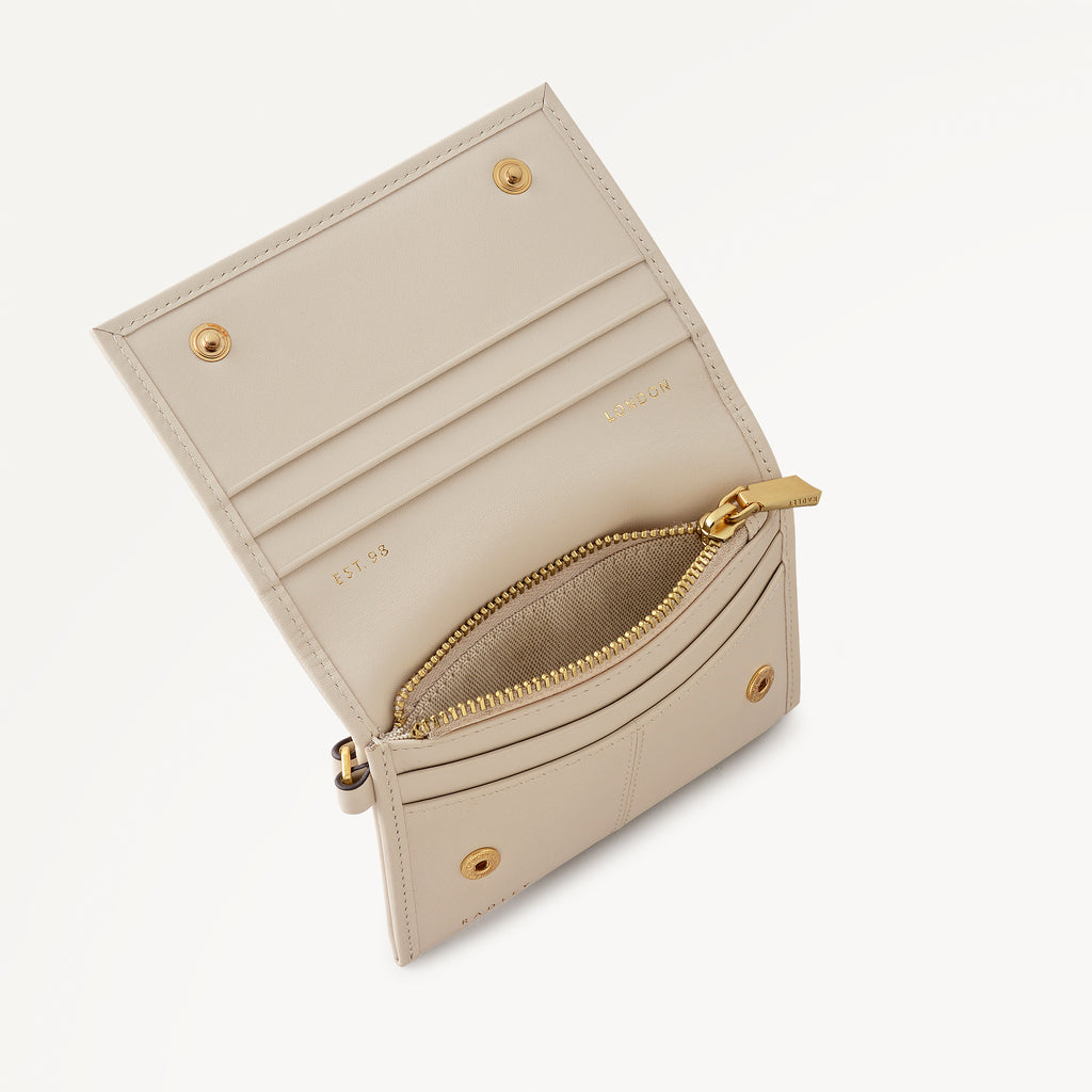 Chilton Grove Medium Flapover Purse Salt - 113553